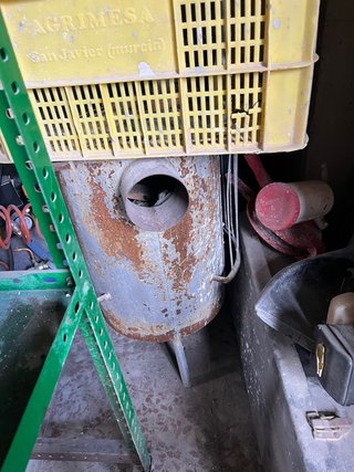 Estufa de leña metálica