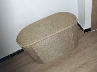 Puff de tela beige NUEVO EN SU CAJA