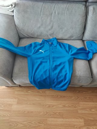 Chaqueta de chándal Puma azul.Talla XL niño 164cm