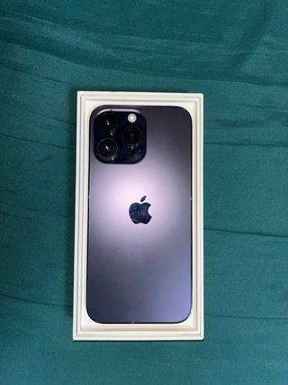 iPhone 14 Pro Max Violeta