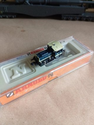 Locomotora ARNOLD