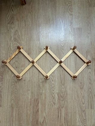 Perchero Extensible de Madera