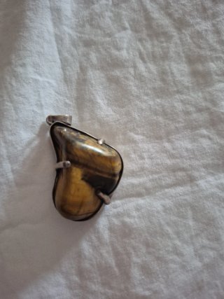 Colgante de Ojo de Tigre y Plata