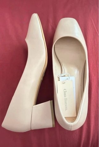 Zapatos de tacón Clara Barson beige