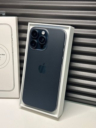iPhone 15 Pro Max 512GB 90%