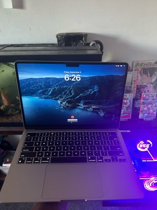 MacBook Air M3 13” 8GB 256GB Gris Espacial