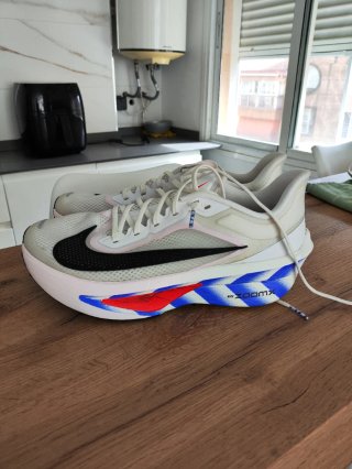 Nike Zoom Fly 6 Talla 44.5