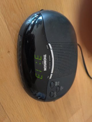 Radio reloj despertador Thomson RR 57