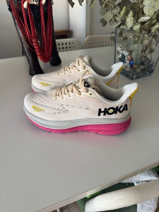 Zapatillas Hoka Clifton 9 Talla 39