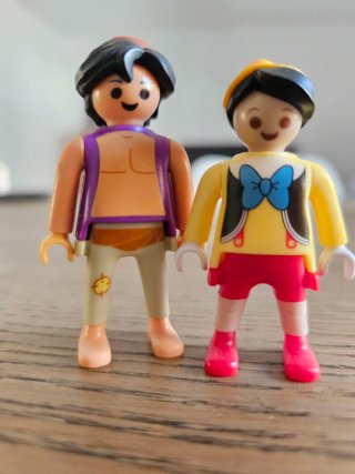 Figuras Playmobil Aladdin y Pinocho
