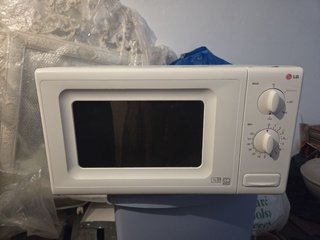 Microondas LG Blanco MS-1905C