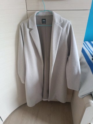 Abrigo Zara Beige Talla M