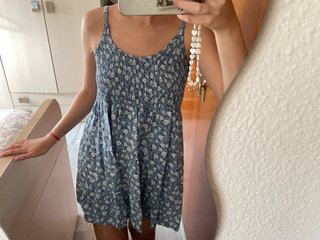 Vestido corto de flores