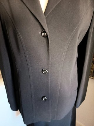 Traje de chaqueta negro Cavita