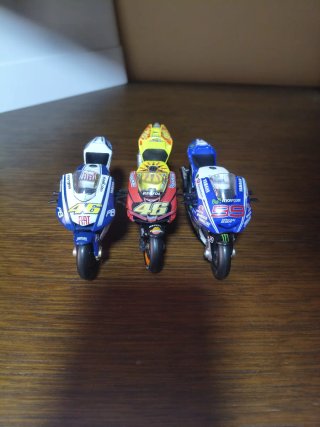 Lote Motos MotoGP de colección Maisto Escala 1:18