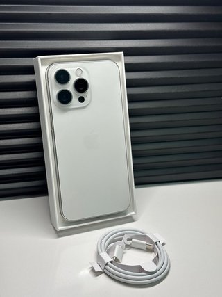 iPhone 15 Pro Max 256GB Plata