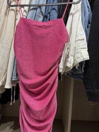 Vestido Rosa con Detalle Drapeado