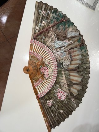 Abanico con Ilustración Clásica
