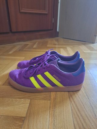 Zapatillas Adidas Gazelle Moradas talla 37 1/3