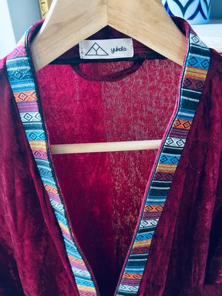 Kimono de Terciopelo granate Yukata