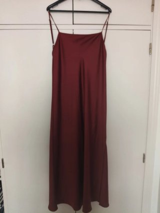Vestido largo burdeos
