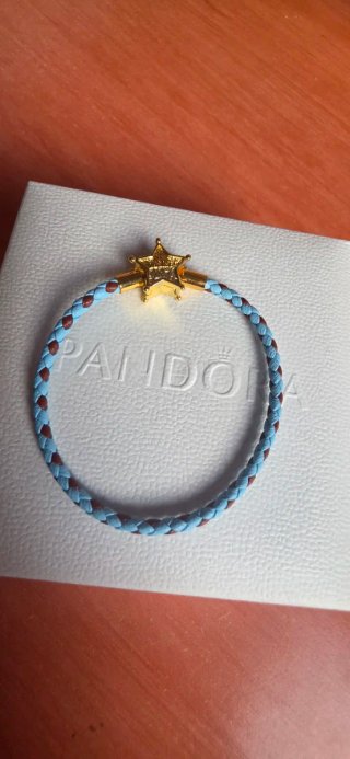 Pulsera Pandora Cuero Toy Story estrella sheriff