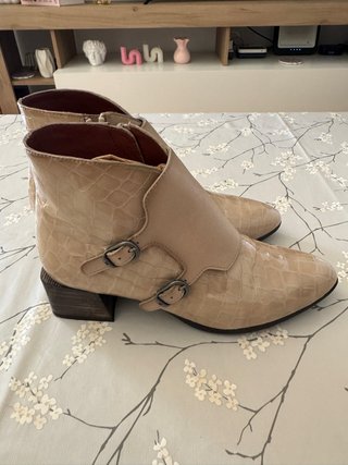 Botines Hispanitas Beige