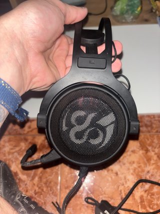 Cascos Gaming Newskill