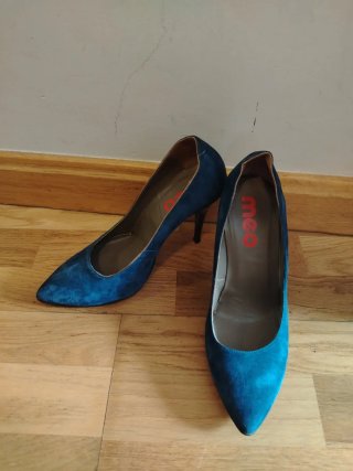 Zapatos de tacón azules
