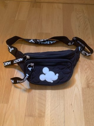 Riñonera Mickey Mouse Negra