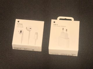 EarPods y Cargador 20W Apple oficiales PRECINTADOS
