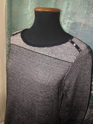 Vestido bicolor texturizado
