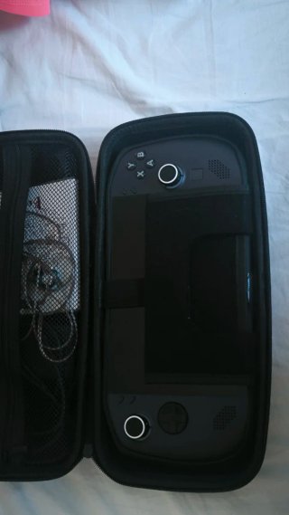 Lenovo Legion Go S ...AMD Z2 ..16GB