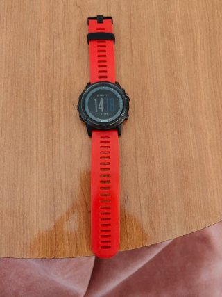 Garmin Fénix 3HR Negro y Rojo