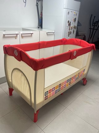 Cuna de viaje plegable