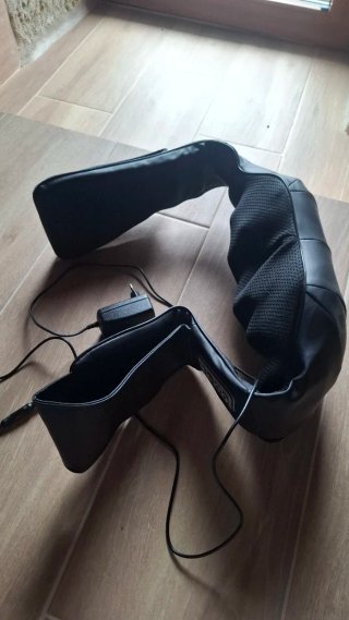 Masajeador Cervical con Cabezales