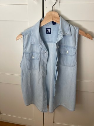 Camisa sin mangas Gap talla L de niña