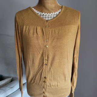 Chaqueta de punto fino color mostaza Talla M
