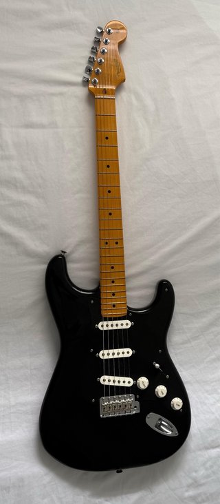 Guitarra Eléctrica Fender Stratocaster