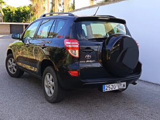 Toyota RAV4 2010