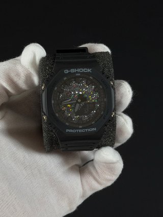 Reloj G-Shock Negro con carilla con colores
