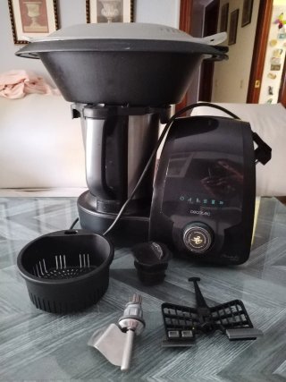 Robot de cocina Cecotec Mambo 10070 no funciona