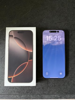 iPhone 16 Pro Max