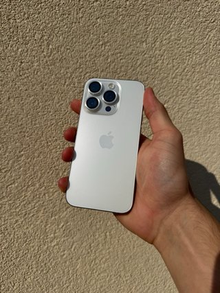 iPhone 15 Pro 256GB 100%