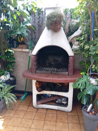 Barbacoa de piedra para jardín