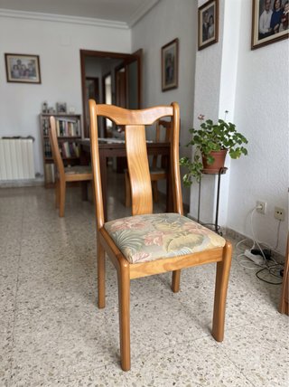 Silla de cocina de madera