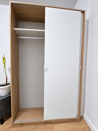 Armario de 2 puertas blanco y roble