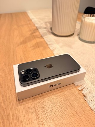 iPhone 15 Pro 128 GB en estado perfecto + 19 funda