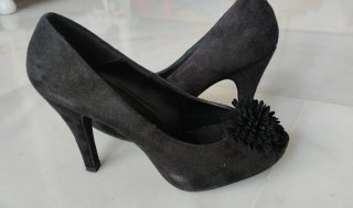 Zapatos de Tacón Negros de Ante
