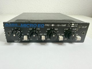 Ecualizador Paramétrico Alesis Micro EQ